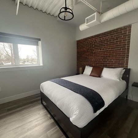 Aparthotel Station 1 By Terra Hospitality Moncton Esterno foto