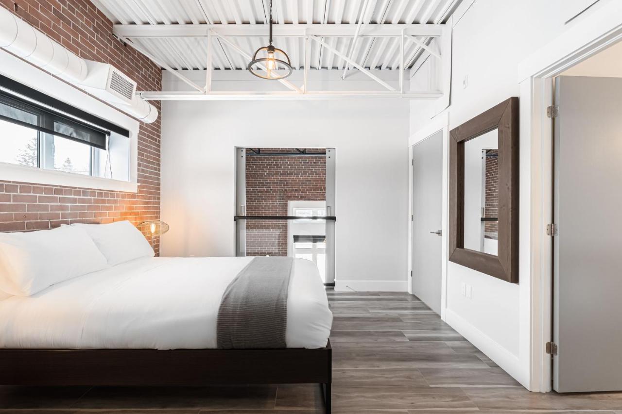 Aparthotel Station 1 By Terra Hospitality Moncton Esterno foto