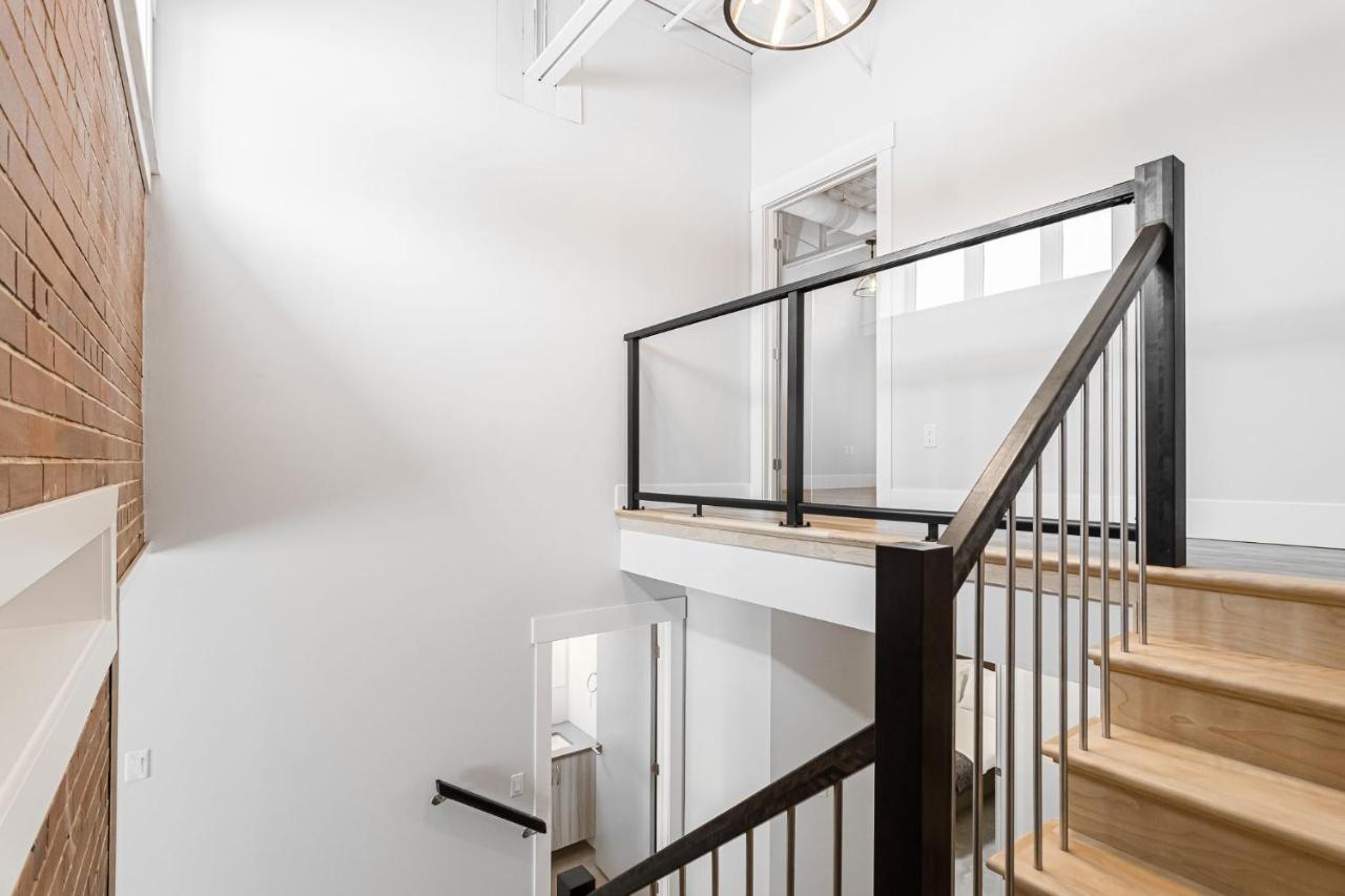 Aparthotel Station 1 By Terra Hospitality Moncton Esterno foto
