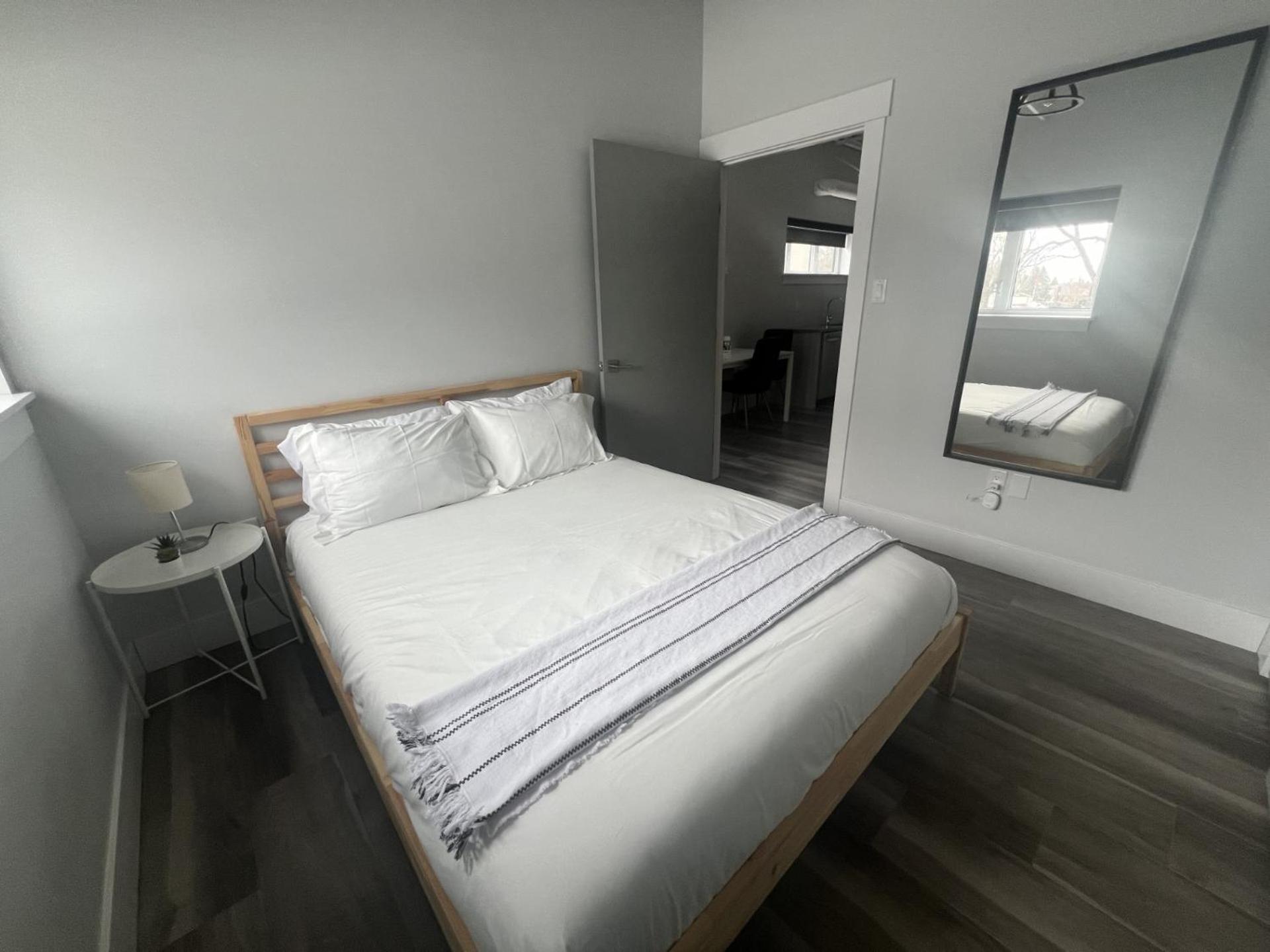 Aparthotel Station 1 By Terra Hospitality Moncton Esterno foto