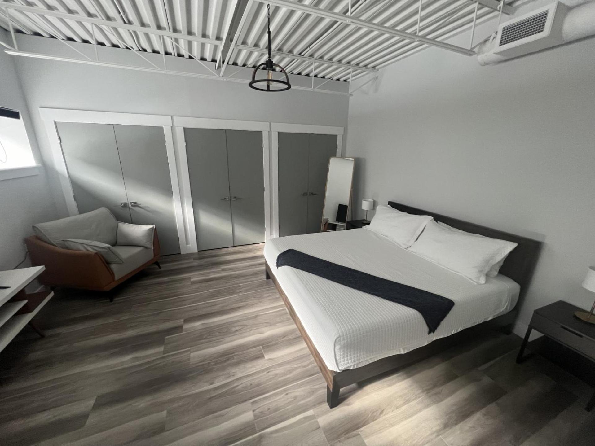 Aparthotel Station 1 By Terra Hospitality Moncton Esterno foto